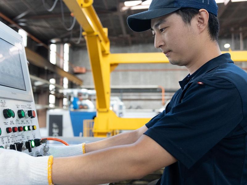 ユニタイト株式会社