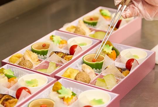 株式会社美濃吉食品　ジェイアール名古屋高島屋店　店外調理場のアルバイト・バイト求人情報-03