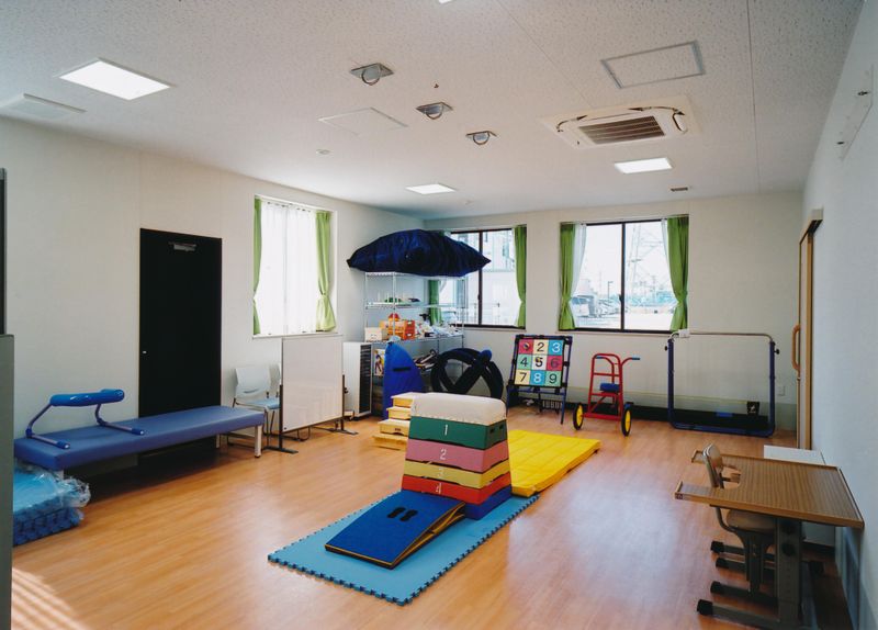 第2北総病院附属 小児リハビリテーション事業所 かざぐるまの求人・転職情報-03