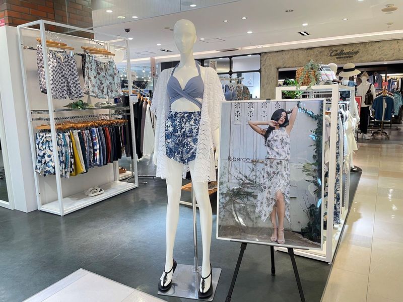 ALBOVE・PEAK&PINE　渋谷ヒカリエ ShinQs　(株式会社ミューラーン)のアルバイト・バイト求人情報-02