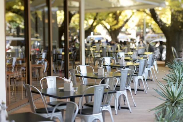 Royal Garden Cafe 青山のアルバイト・バイト求人情報-02