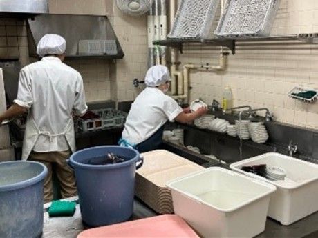 フジ産業　医療法人社団希和会老人保健施設ひまわりのアルバイト・バイト求人情報-03