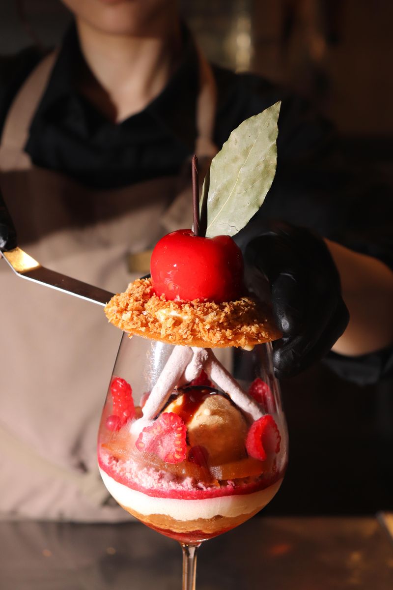 夜パフェBAR &VIGO町田駅前店のアルバイト・バイト求人情報-04