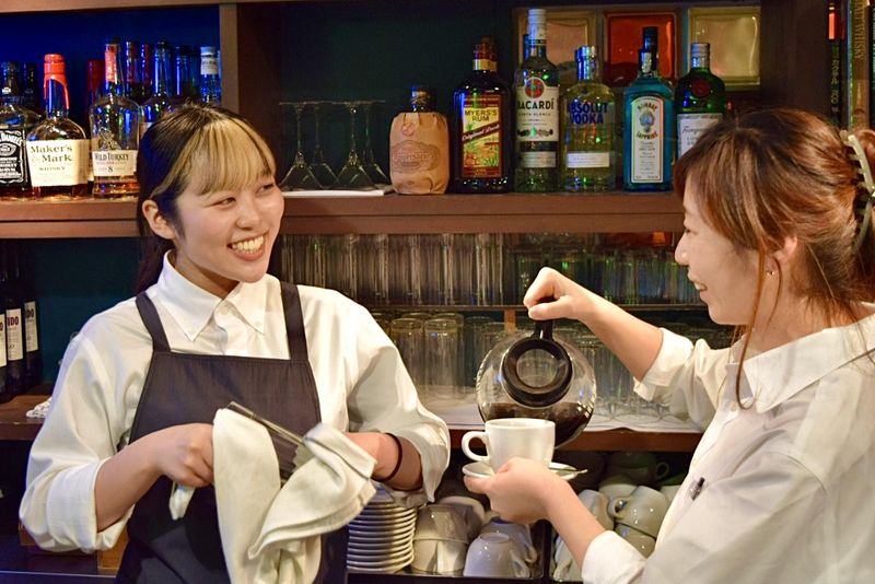 Cafe&Resraurant Caravan Hotel(キャラバンホテル) 株式会社シー・リパブリックのアルバイト・バイト求人情報-01