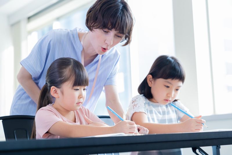 ブリタニア英語学院のアルバイト・バイト求人情報-02