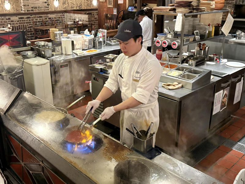 カフェ ラ・ボエム 銀座のアルバイト・バイト求人情報-09