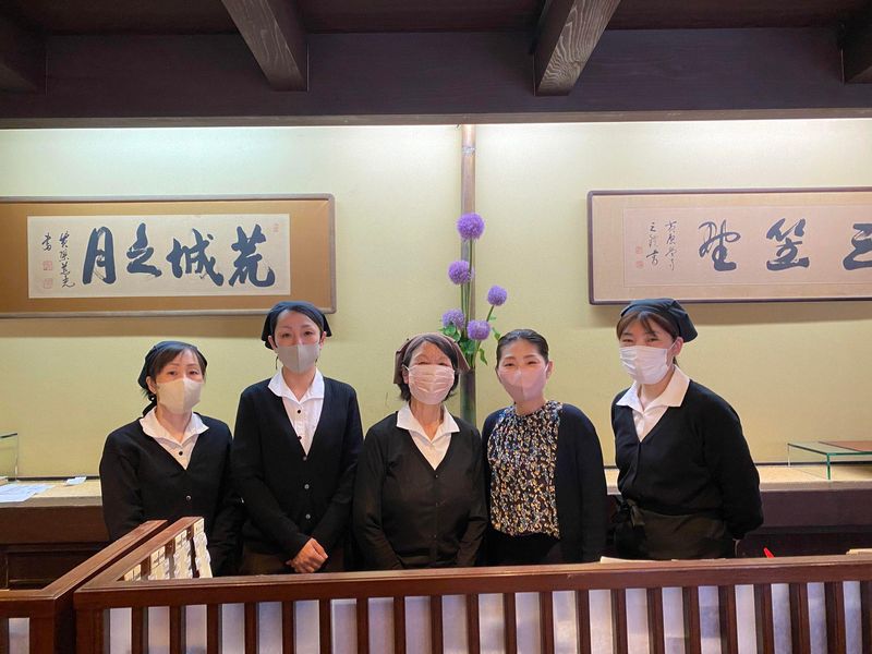 但馬屋老舗　本店のアルバイト・バイト求人情報-02