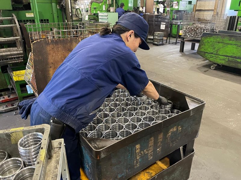 長辻精工株式会社のアルバイト・バイト求人情報-03
