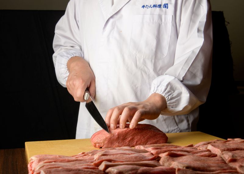 株式会社閣　閣グループ人事部のアルバイト・バイト求人情報-03