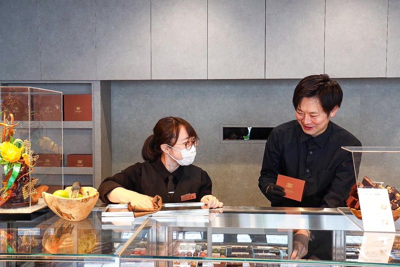 Chocolaterie&BAR　ROND-POINTのアルバイト・バイト求人情報-02