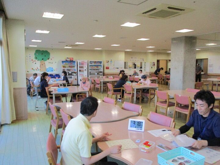 障がい者支援施設 カザハヤ園のアルバイト・バイト求人情報-02