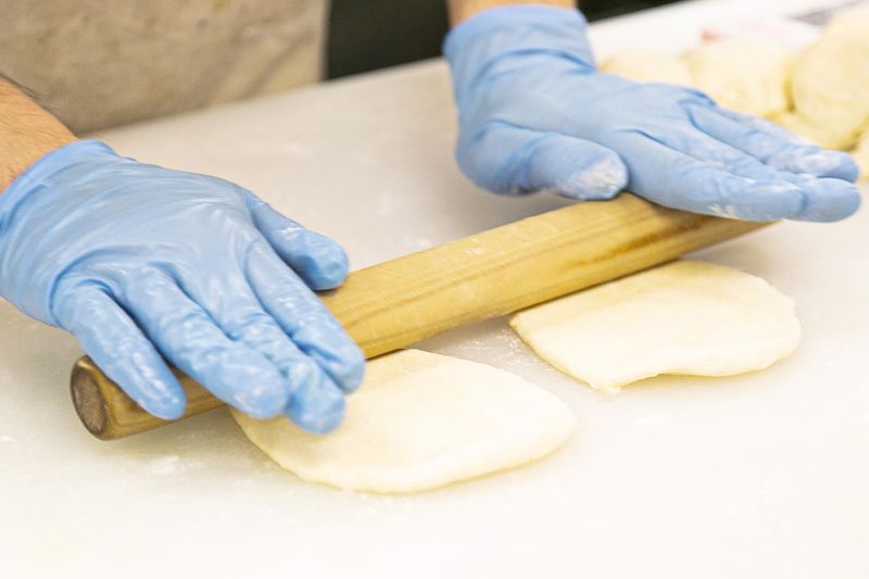 株式会社コイサンズ　513BAKERY 津ヨットハーバー店のアルバイト・バイト求人情報-03