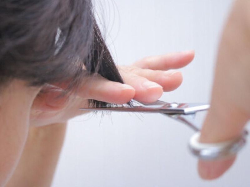 ファミリーカット　六高台店のアルバイト・バイト求人情報-02