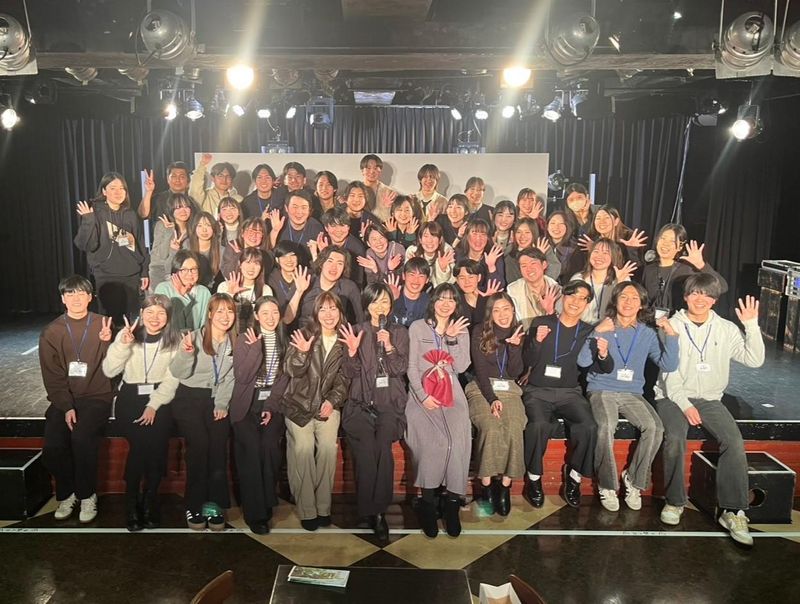 某有名ゲームメーカー主催イベント会場(コンピューターゲーム競技大会)のアルバイト・バイト求人情報-03