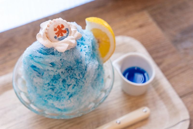 カフェ かき氷メニューの製造 提供