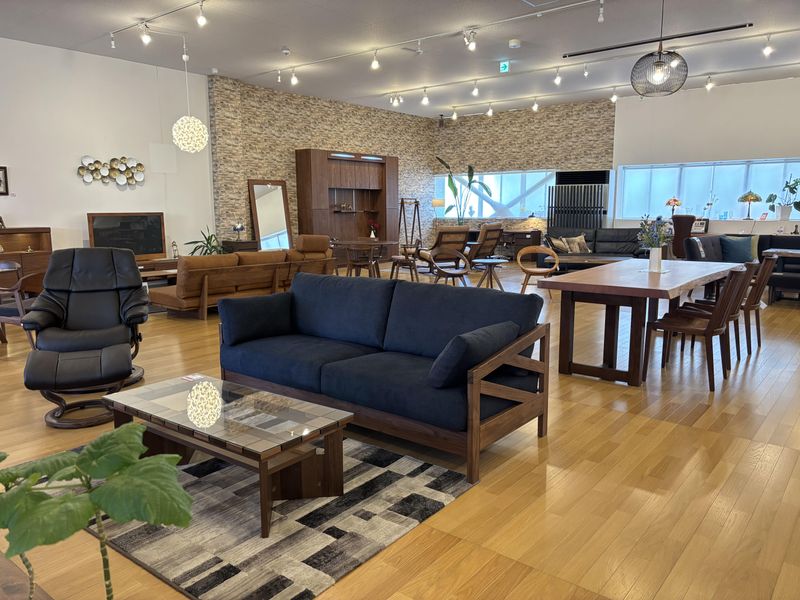 株式会社ブレスリビング　葉山家具平塚店のアルバイト・バイト求人情報-02
