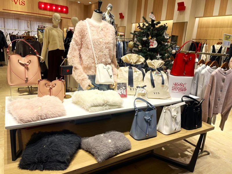 ViS ダイナシティ小田原店のアルバイト・バイト求人情報-03