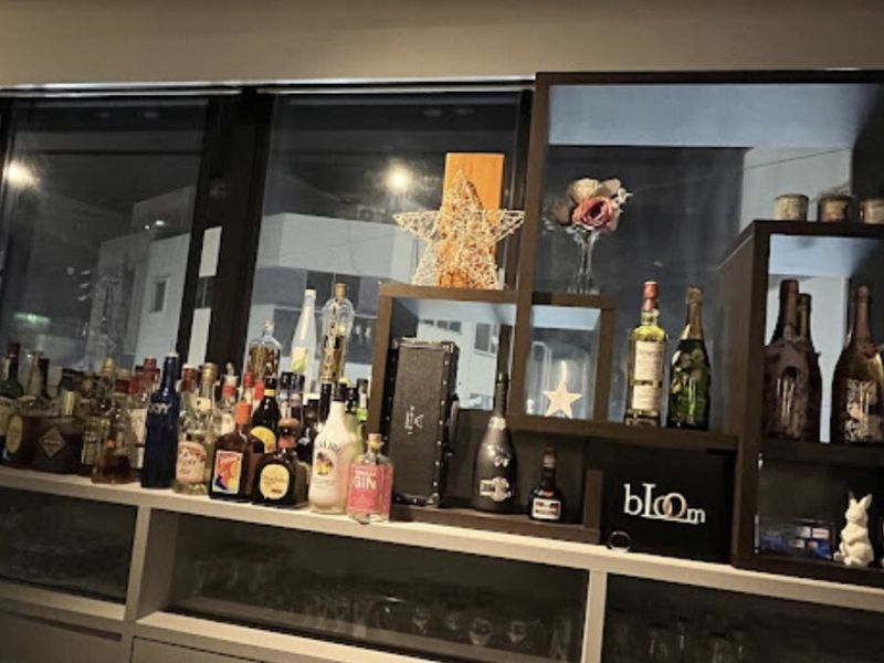 Dining bar bLoom(TKK)