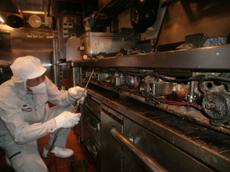 害虫駆除や定期点検スタッフ/時間の変動あり - 〒617-0814 京都府