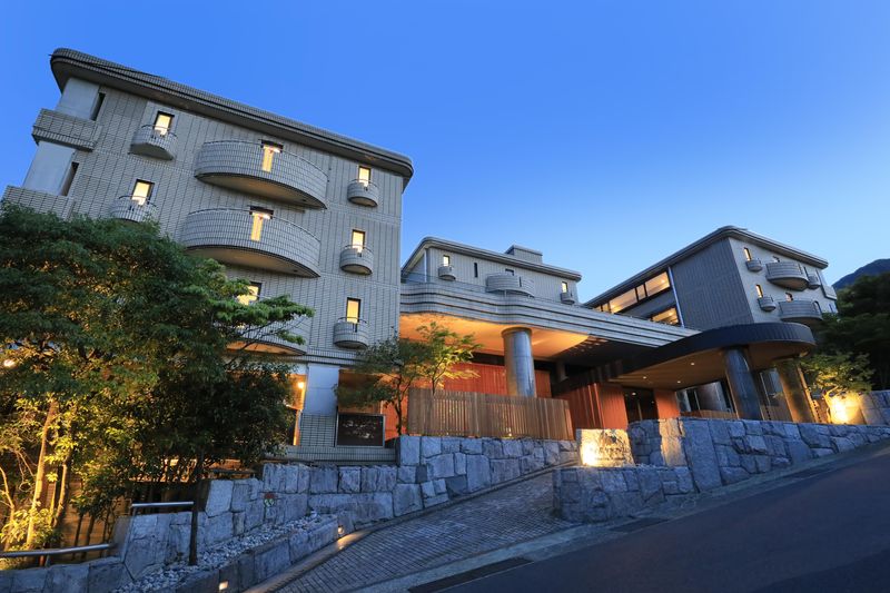 株式会社リロバケーションズ 箱根強羅ゆとりろ庵のアルバイト・バイト求人情報-02