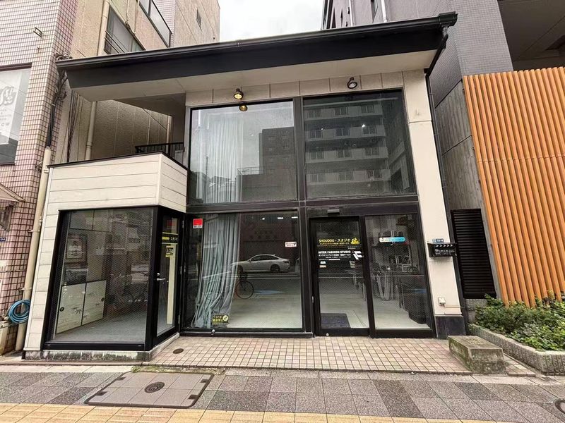 インターファッション株式会社のアルバイト・バイト求人情報-03