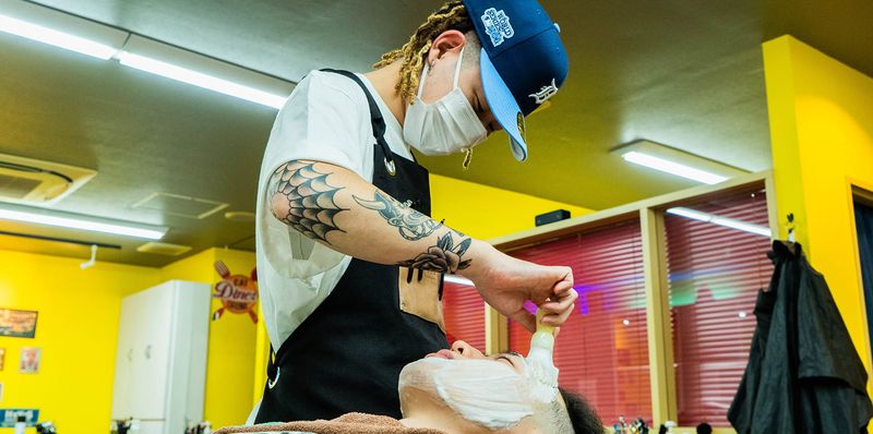 株式会社FREEDOM FREEDOMBARBER&CO.のアルバイト・バイト求人情報-04