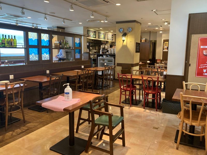 カプリチョーザ河原町オーパ店のアルバイト・バイト求人情報-05