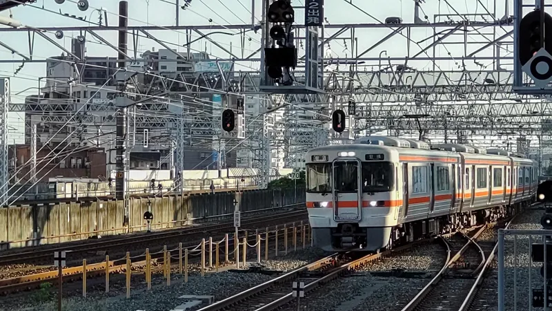 【浜松】鉄道好き必見!鉄道電気設備のプロフェッショナル説明会