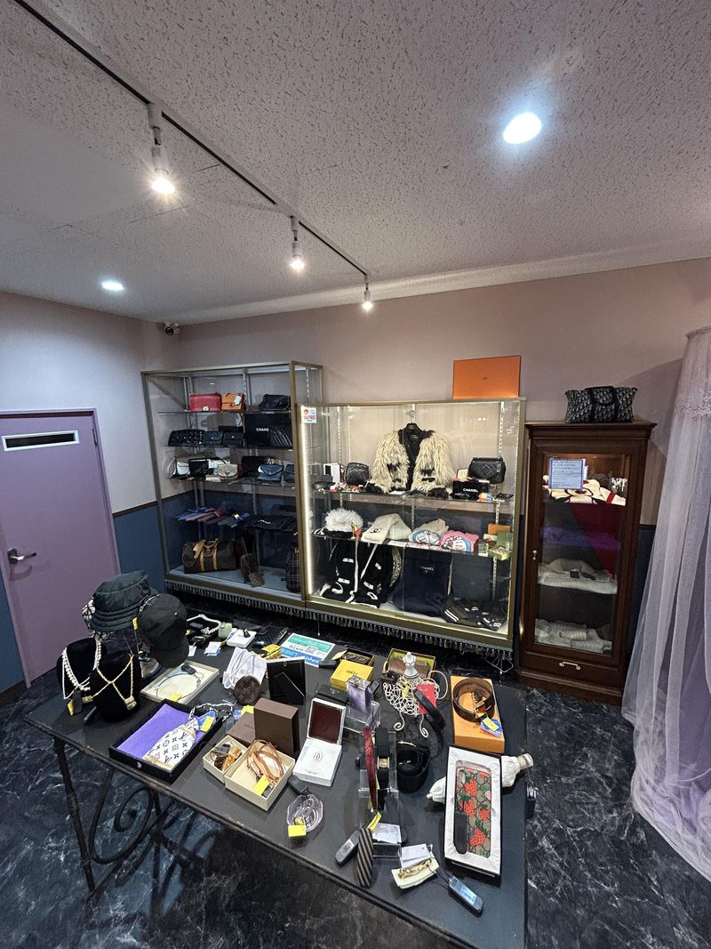 Luxury&Vintage anqasのアルバイト・バイト求人情報-02