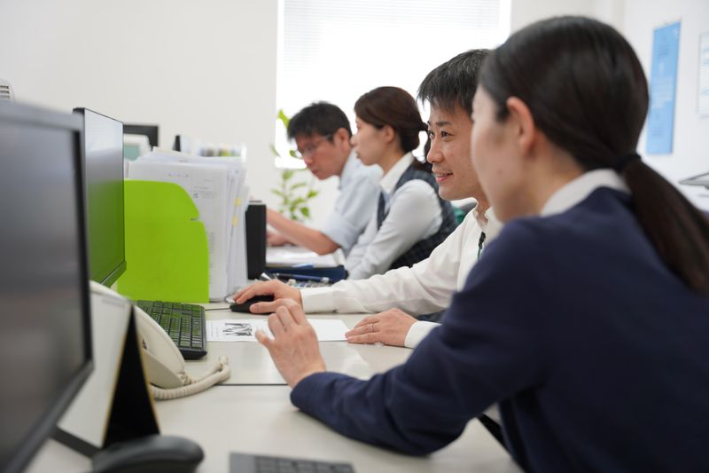 荒木運輸株式会社【西淀川物流センター】の求人情報