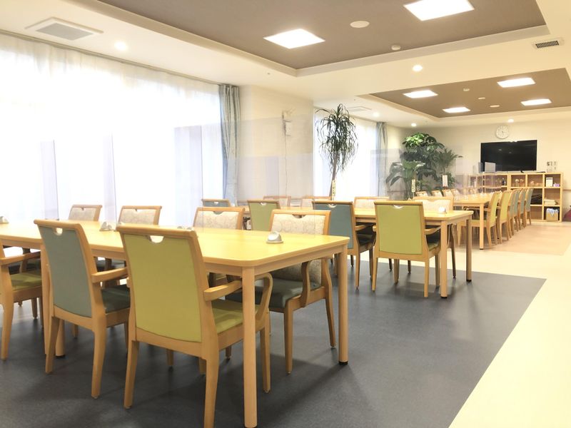北日本フードサービス株式会社/ココファン新琴似のアルバイト・バイト求人情報-03