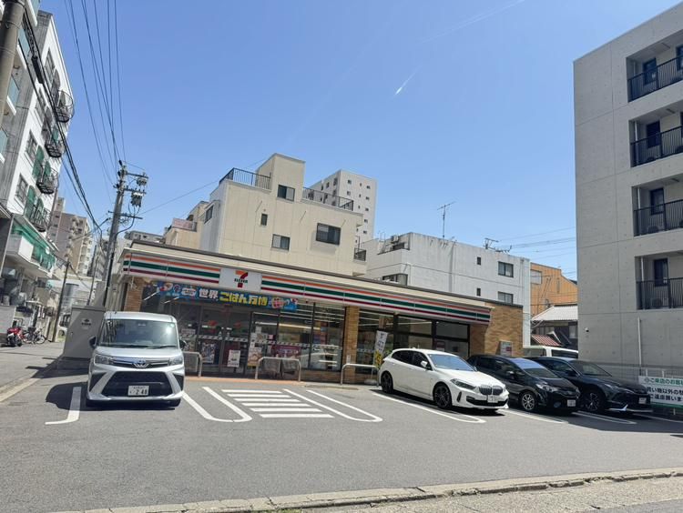 セブンイレブン名古屋春岡1丁目店のアルバイト・バイト求人情報-03