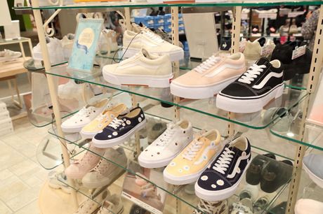 VANS/GRAVIS/SAUCONY/ABC-MART　ジ アウトレット北九州店[2441]の求人5