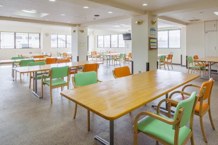 ブロッサムビレッジ立川(株式会社エターナルキャスト)の求人・転職情報-03