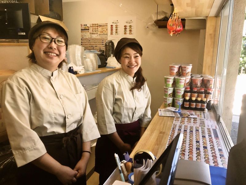 魚丼　西新テングッドシティ店のアルバイト・バイト求人情報-02