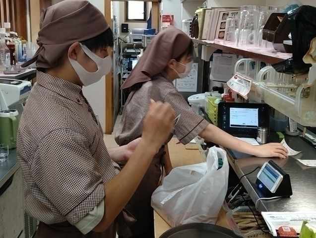 お好み焼きレストラン　どんどん亭　小倉熊本店のアルバイト・バイト求人情報-02