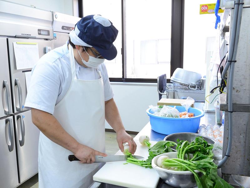 障害者支援施設 薫英荘のアルバイト・バイト求人情報-02