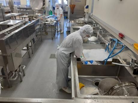 日本給食株式会社(勤務地:成田市立公津の杜小学校)のアルバイト・バイト求人情報-02