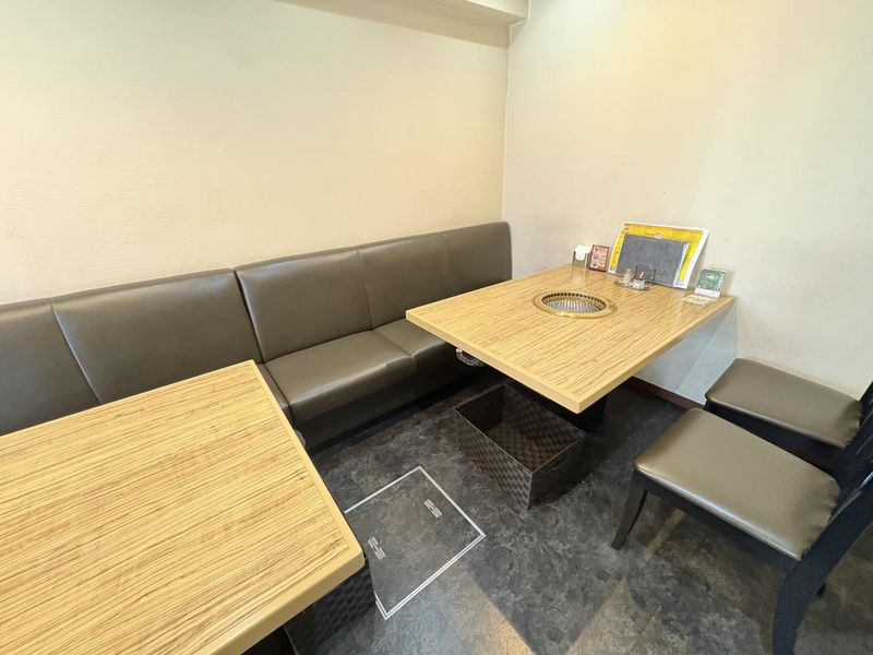 黒毛和牛と旬野菜の店　いづみ家のアルバイト・バイト求人情報-04