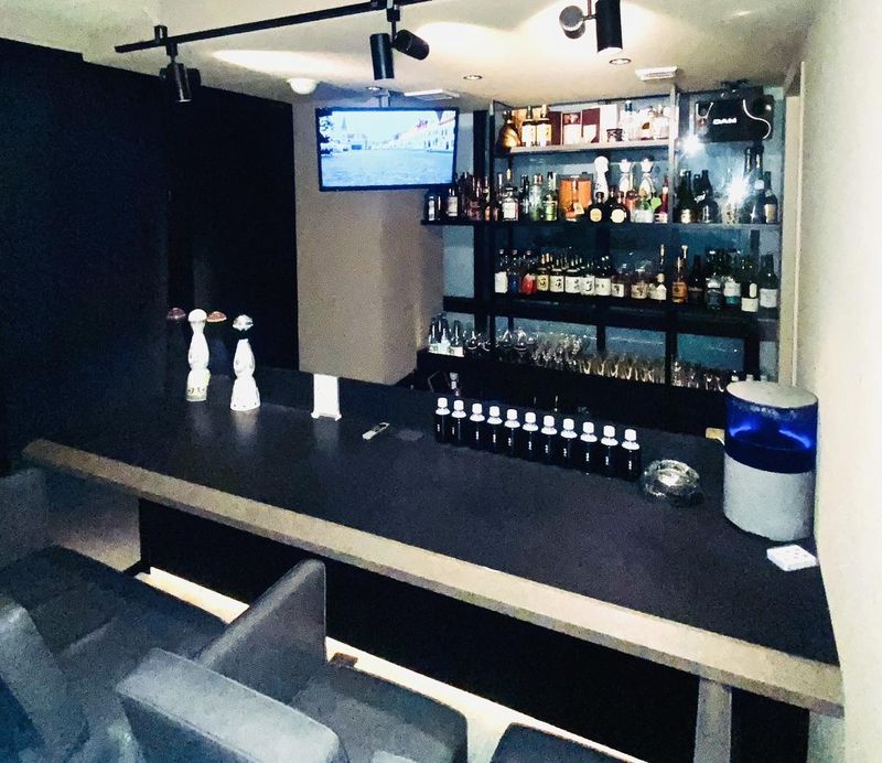 株式会社ブッシュクロフィード　BAR 七四六のアルバイト・バイト求人情報-02