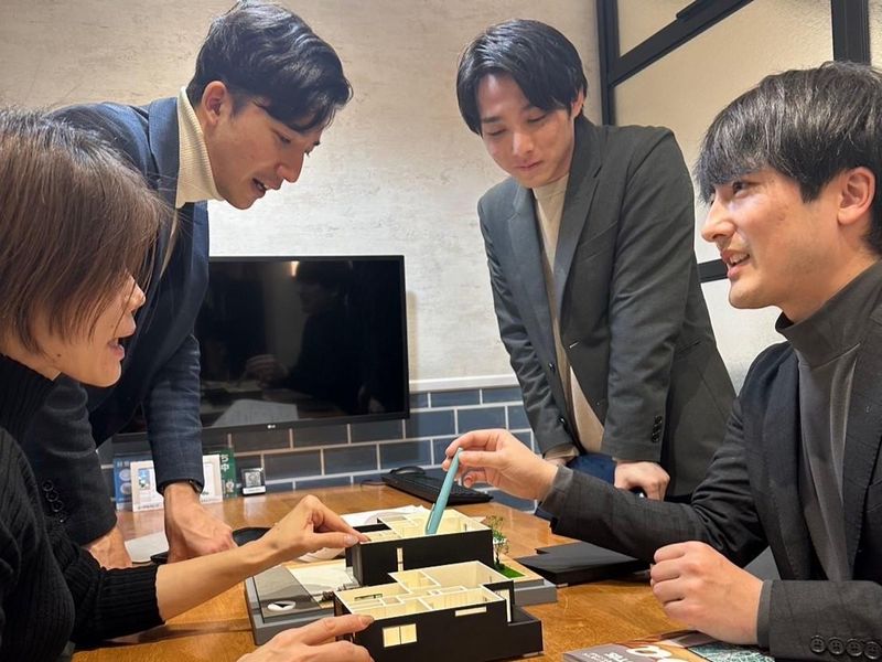 株式会社アークレスト