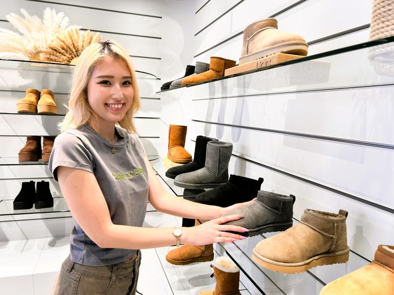 UGG Tokyo Flagship/デッカーズジャパン合同会社のアルバイト・バイト求人情報-04