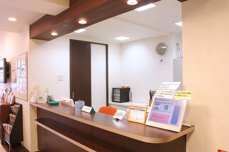 あおよこ皮膚科クリニックのアルバイト・バイト求人情報-02