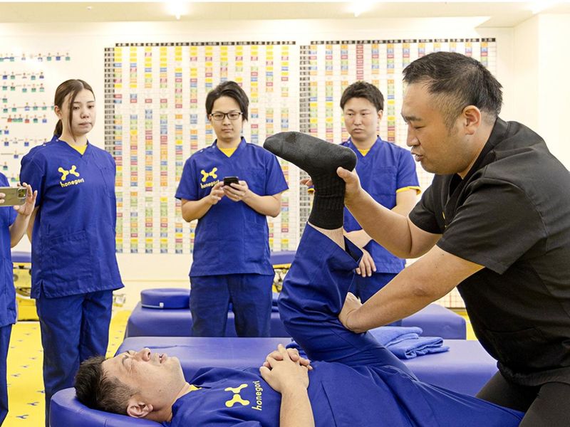 ほねごり接骨院・はりきゅう院 狭山院のアルバイト・バイト求人情報-04