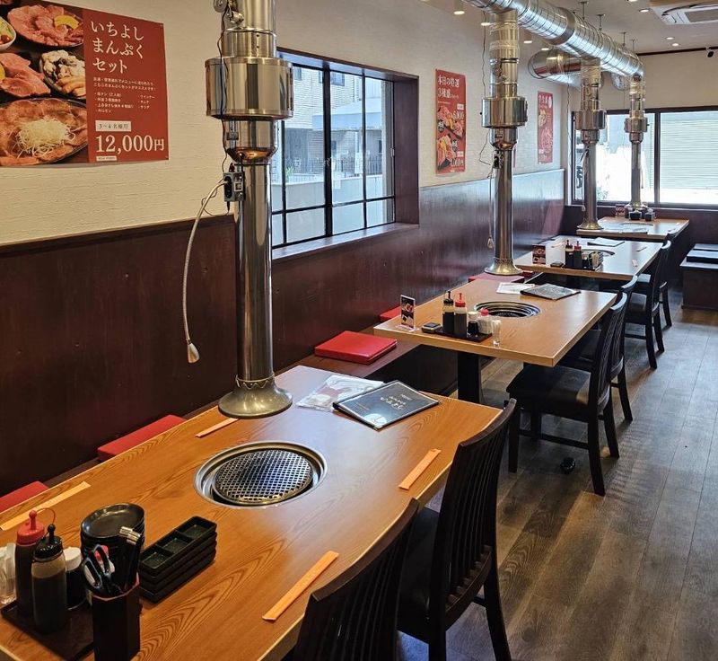 焼肉問屋いちよし大阪上本町店のアルバイト・バイト求人情報-05