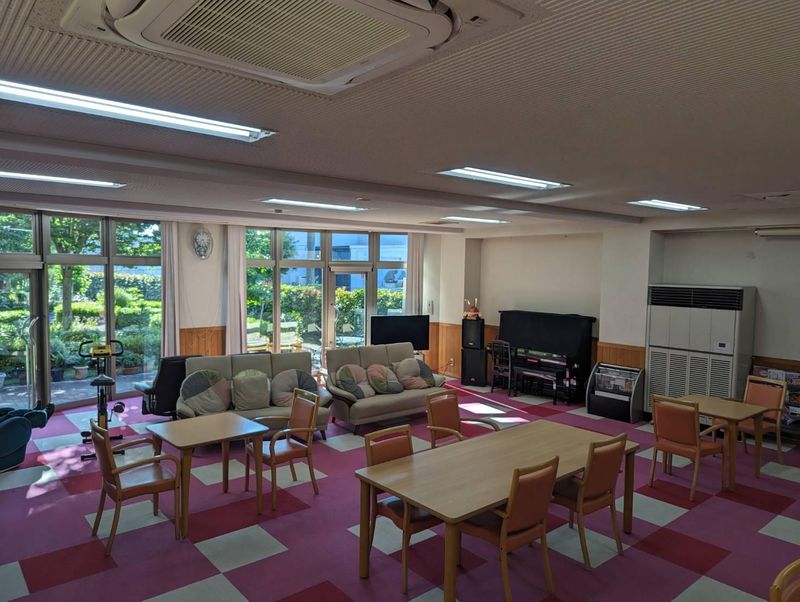 サービス付き高齢者向け住宅「プルメリアⅠ・Ⅱ」のアルバイト・バイト求人情報-05