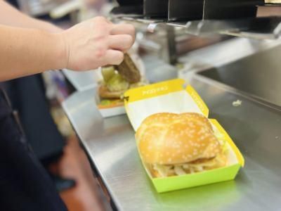 マクドナルド　イオンモール太田店のアルバイト・バイト求人情報-04