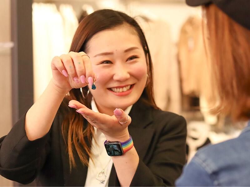 表参道フラッグシップ店のアルバイト・バイト求人情報-08