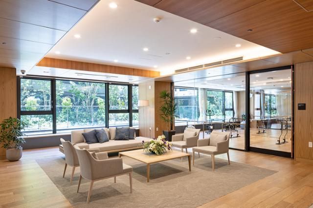 チャームスイート四谷のアルバイト・バイト求人情報-02