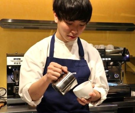 エクセルシオールカフェ 東京オペラシティ店のアルバイト・バイト求人情報-44